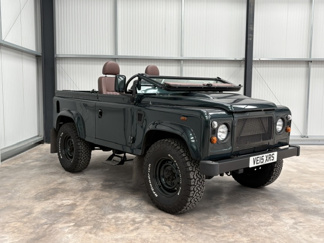 2015 15 Defender 90 TDCI Soft Top Aintree Green