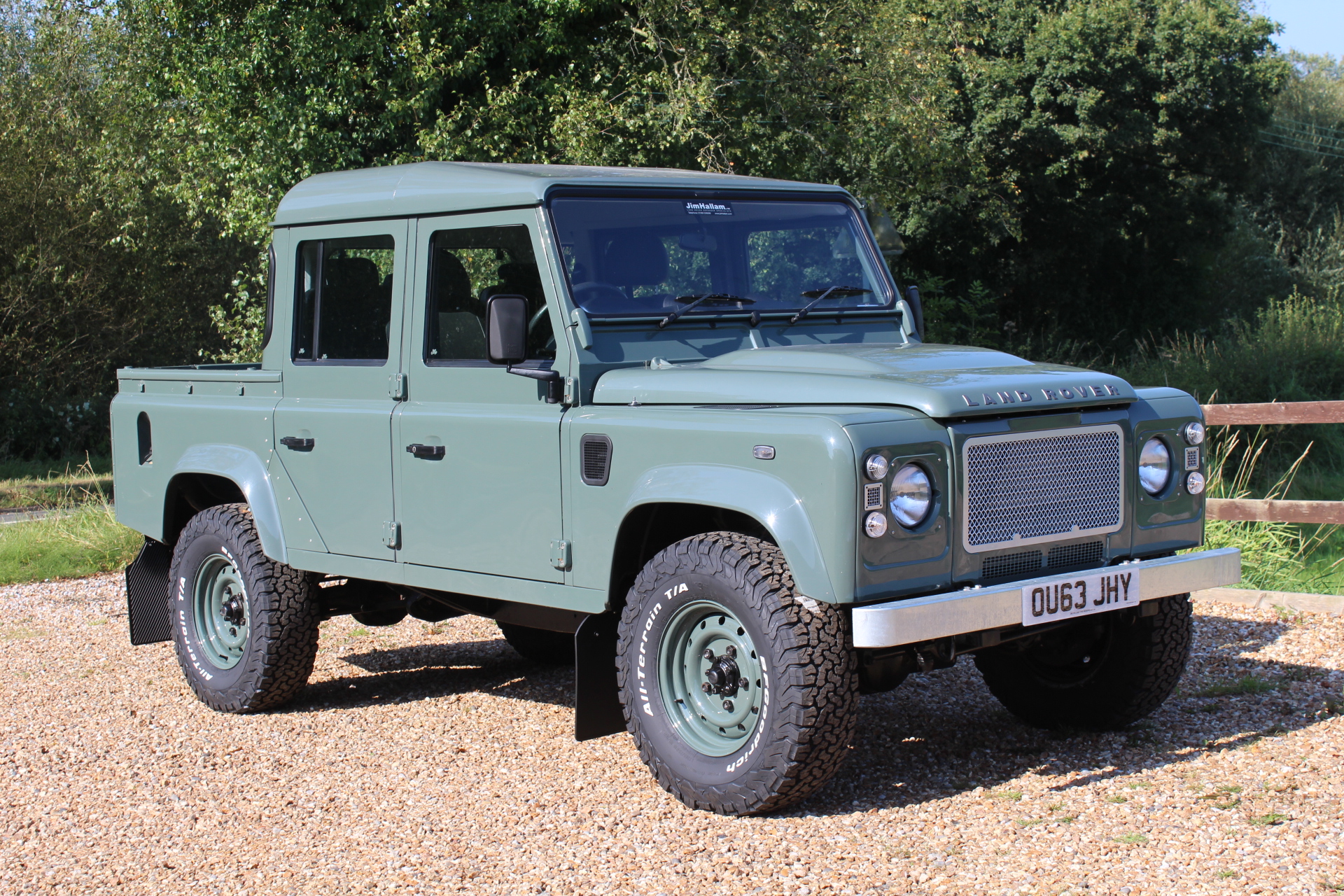 2013 63 Defender 110 TDCI County Double Cab Keswick Green