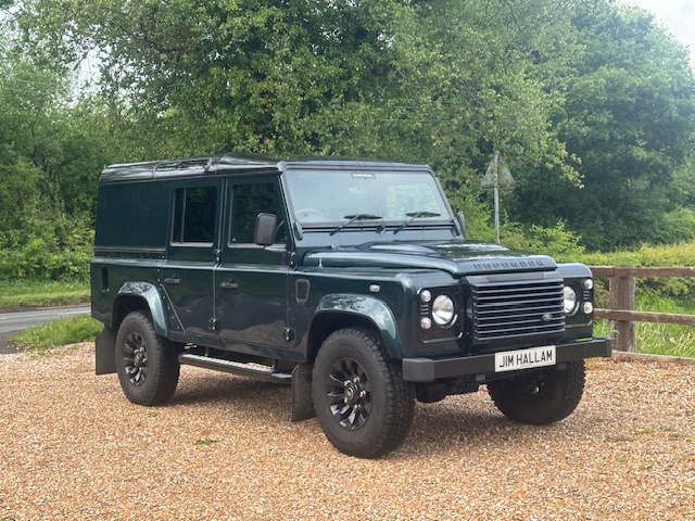 2014 64 DEFENDER 110 TDCI XS UTILITY WAGON AINTREE GREEN