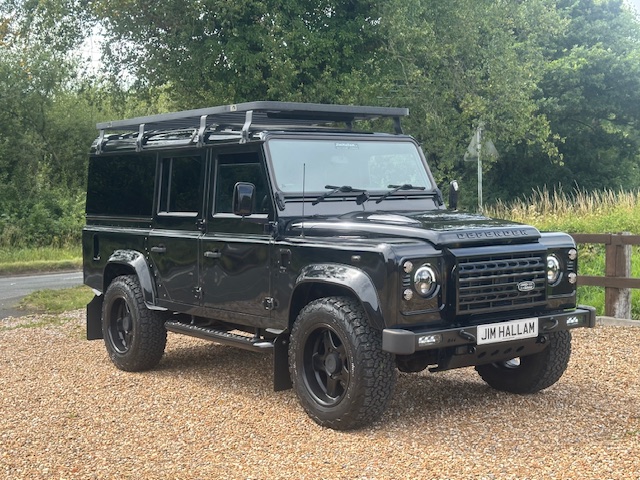 2015 15 DEFENDER 110 TDCI XS UTILITY WAGON SNATORINI BLACK
