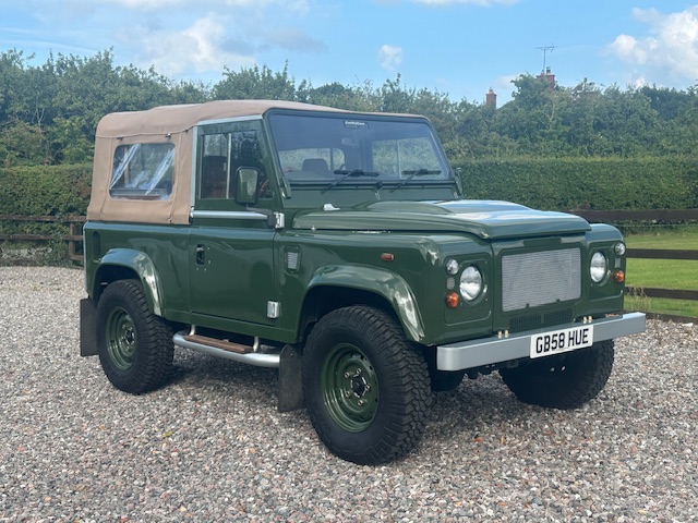 2008 58 DEFENDER 90 TDCI SOFT TOP BRONZE GREEN