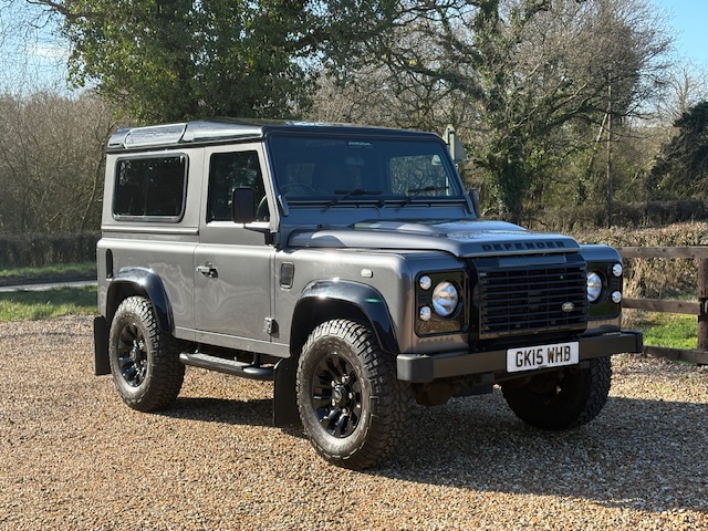 2015 15 DEFENDER 90 TDCI XS STATION WAGON CORRIS GREY