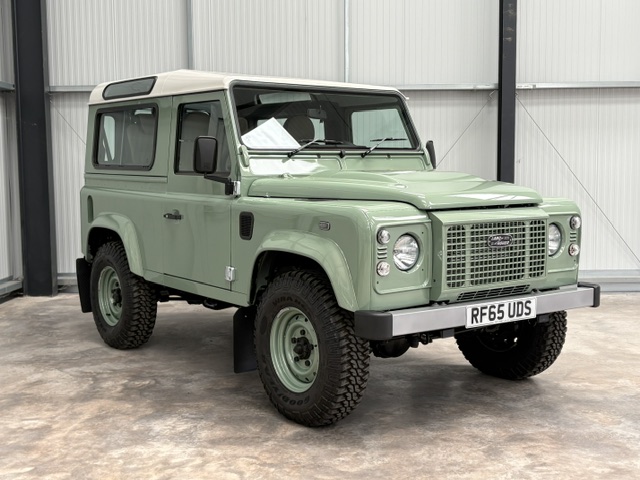 2015 65 DEFENDER 90 TDCI HERITAGE STATION WAGON GRASMERE GREEN