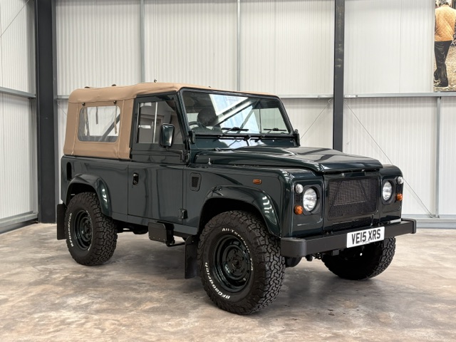 2015 15 DEFENDER 90 TDCI SOFT TOP AINTREE GREEN