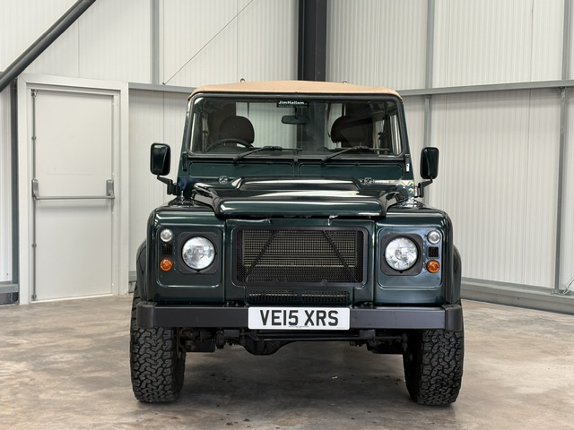 2015 Land Rover Defender 90